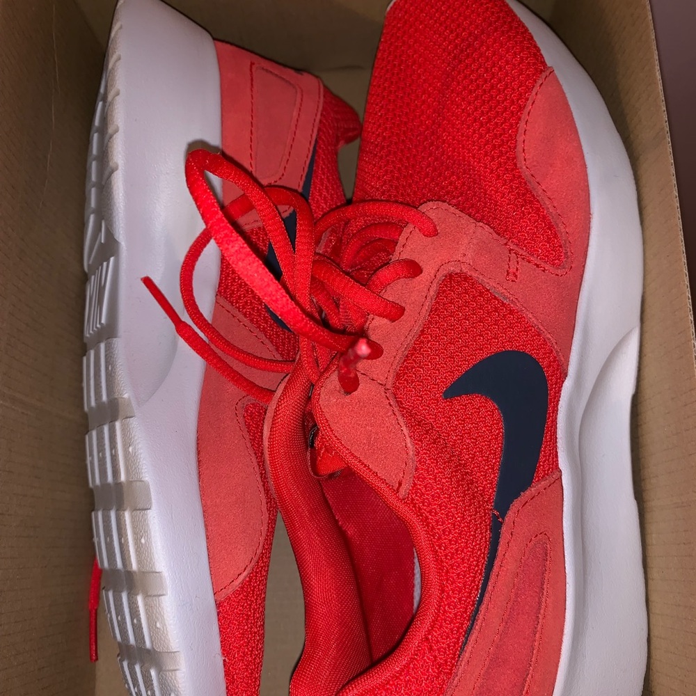 red running bike shoes for women